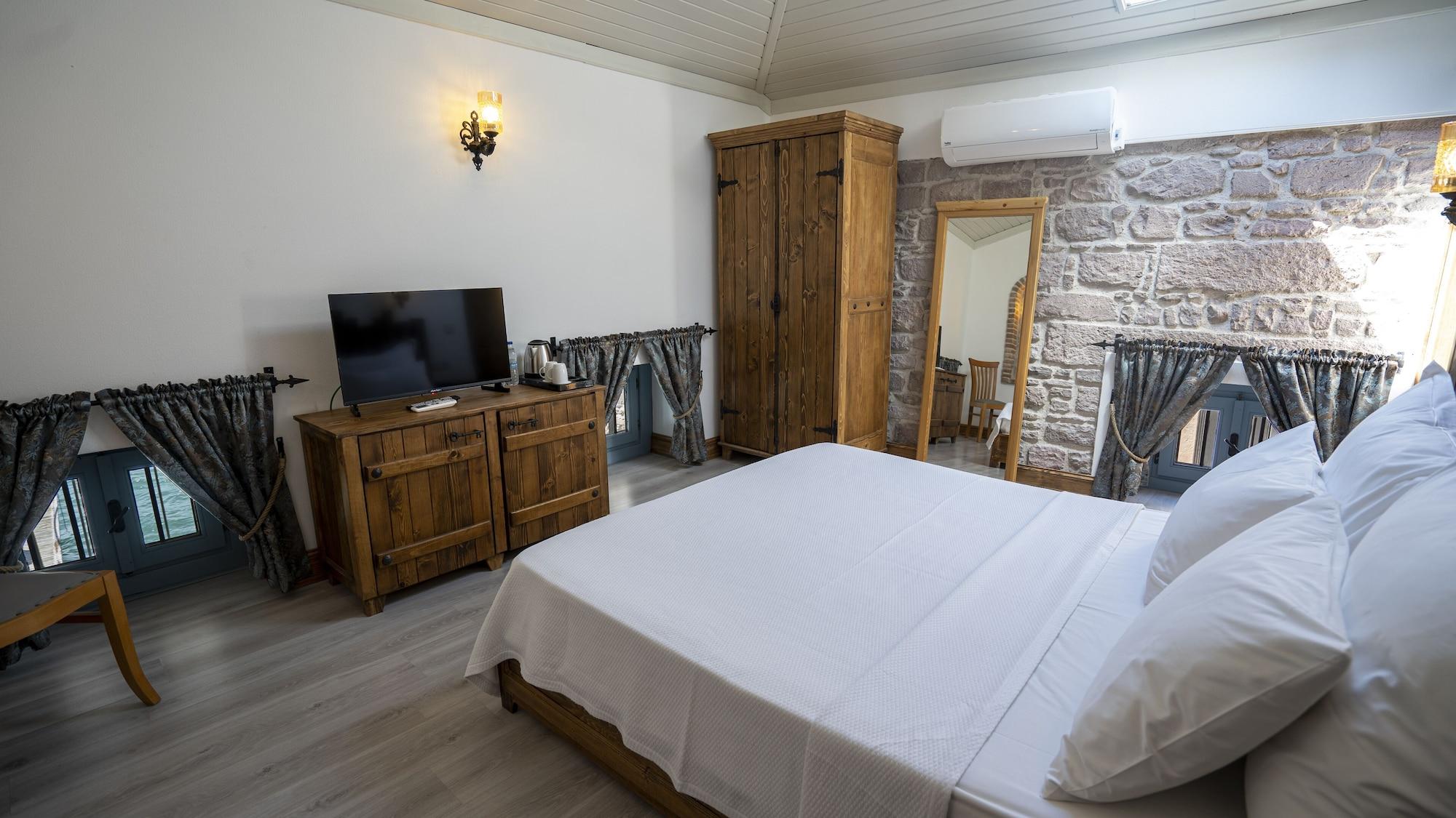 Villa Pietra Butik Otel Ayvalik Bagian luar foto