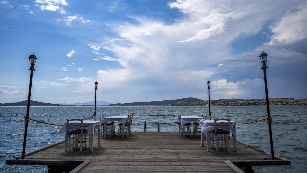 Villa Pietra Butik Otel Ayvalik Bagian luar foto