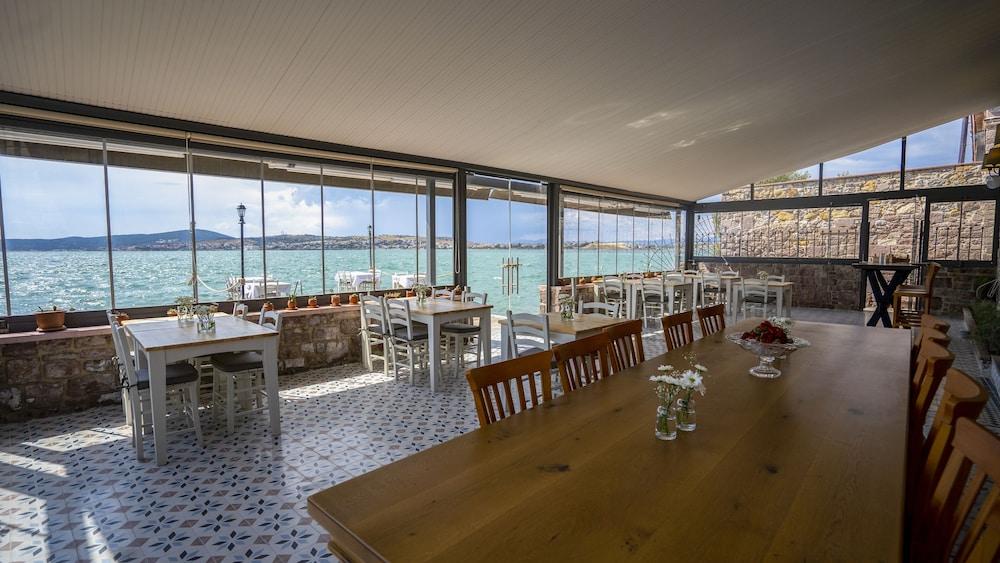 Villa Pietra Butik Otel Ayvalik Bagian luar foto